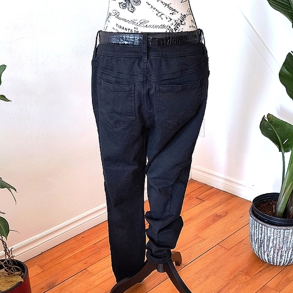 Tag Women's Black Trousers with Elastic Waist. Size 31. Great Condition. - Picture 4 of 4